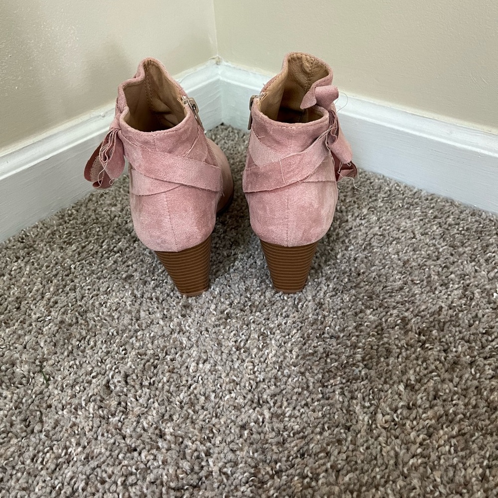 Pink booties - Picture 4 of 7
